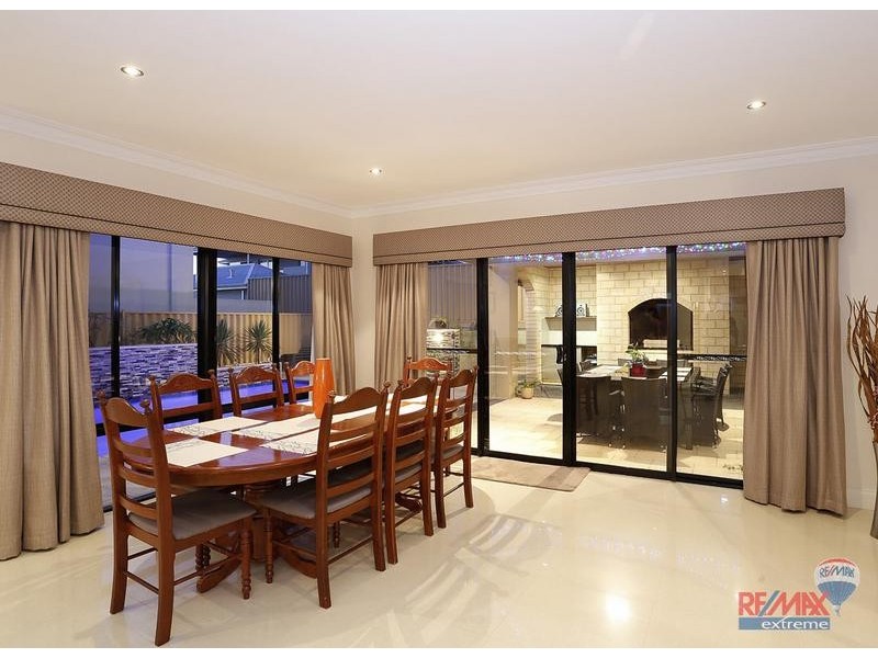 10 St. Lucia Road, Iluka WA 6028