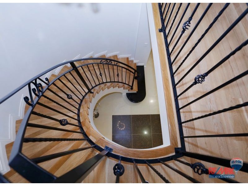 10 St. Lucia Road, Iluka WA 6028