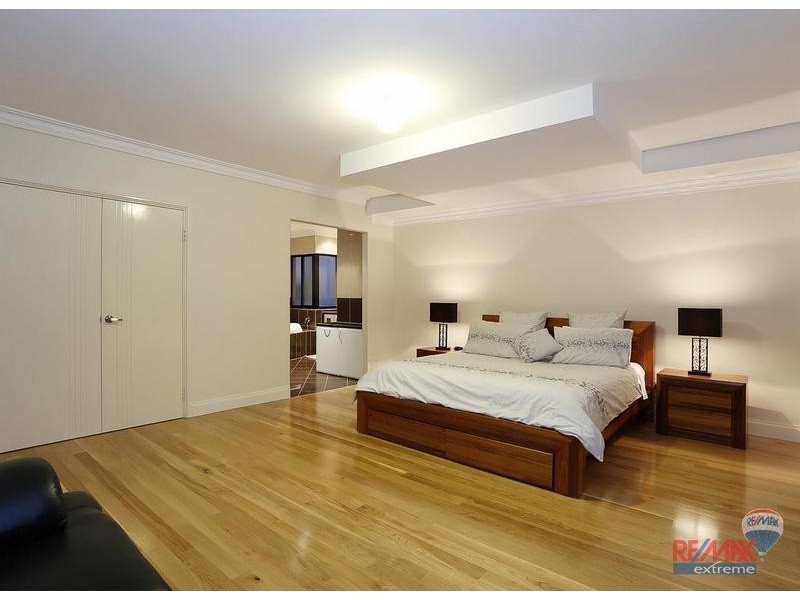 10 St. Lucia Road, Iluka WA 6028