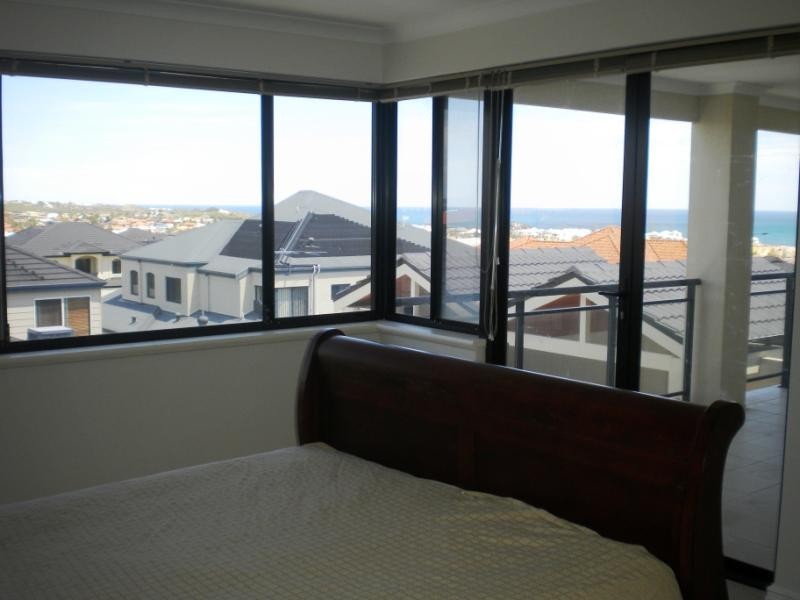 45 Gateshead Loop, Mindarie WA 6030