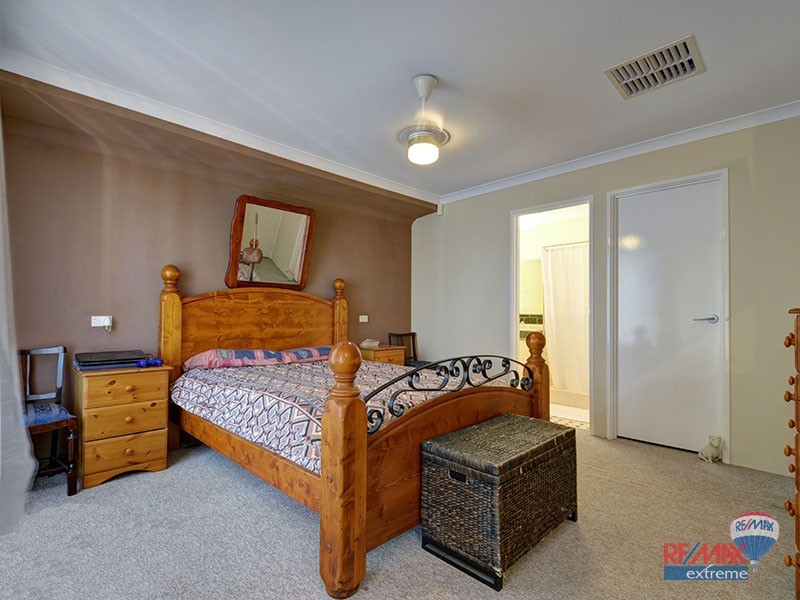 40 Amberley Way, Pearsall WA 6065