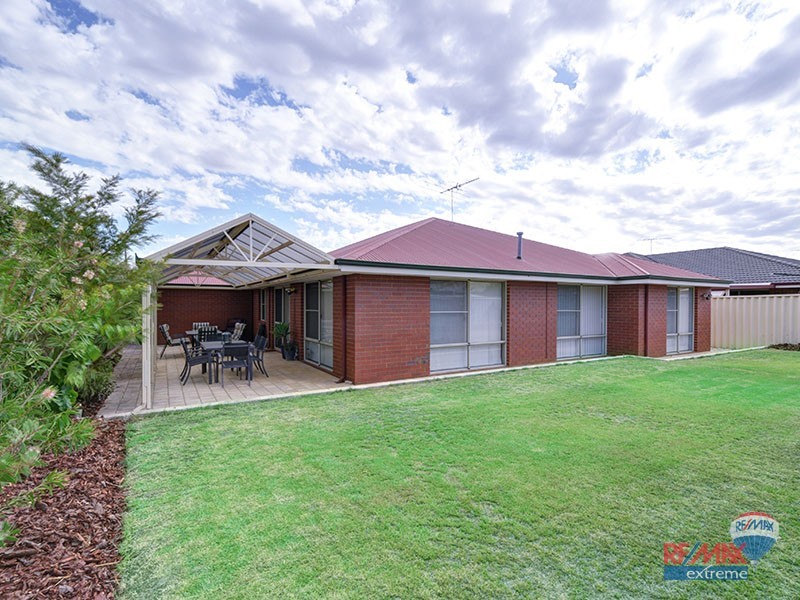 40 Amberley Way, Pearsall WA 6065