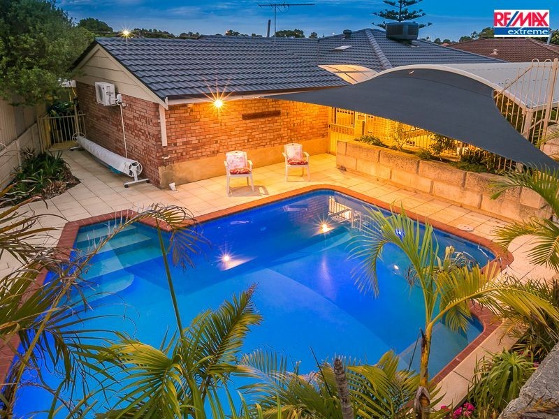 32 Wayfarer Road, Heathridge WA 6027