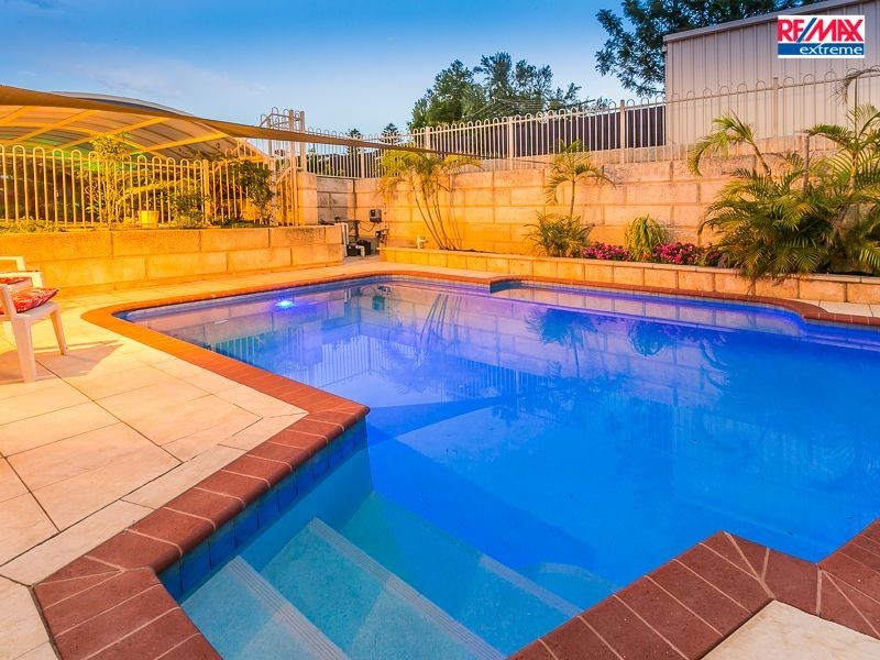 32 Wayfarer Road, Heathridge WA 6027