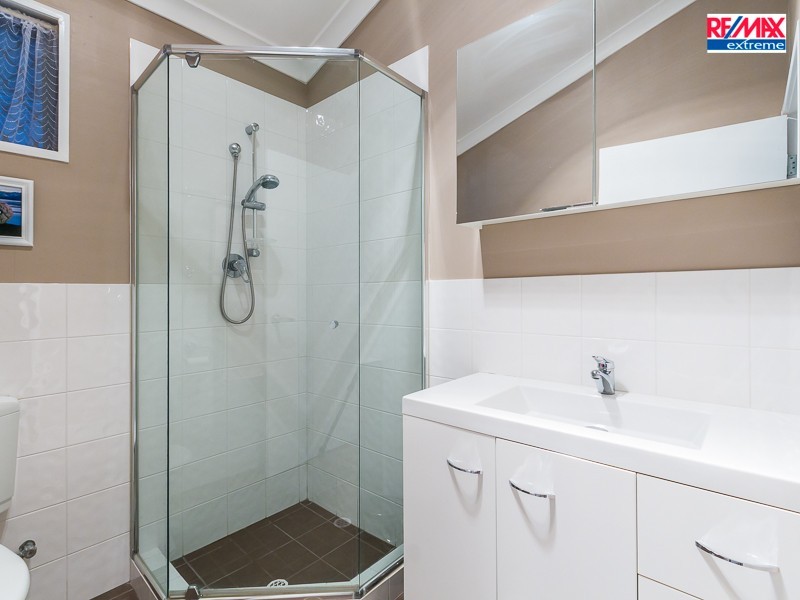 32 Wayfarer Road, Heathridge WA 6027
