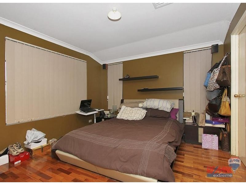 10 Valley Views Drive, Landsdale WA 6065