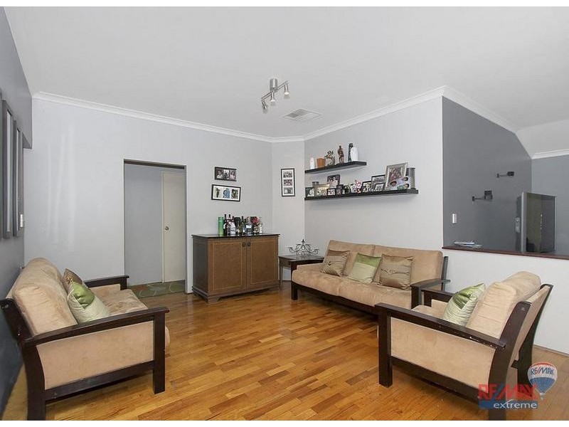 10 Valley Views Drive, Landsdale WA 6065