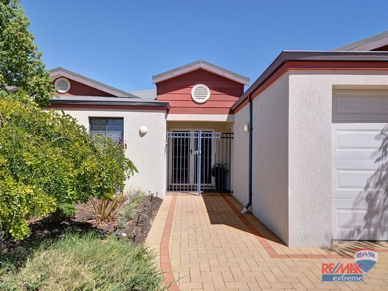 15 Walsall Turn, Hocking WA 6065