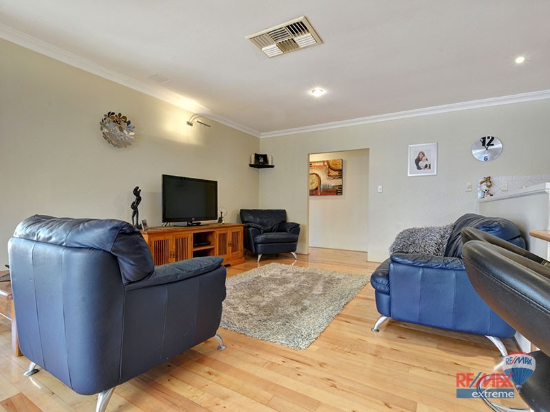 15 Walsall Turn, Hocking WA 6065