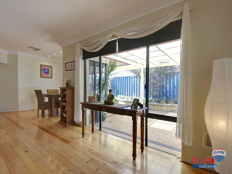 15 Walsall Turn, Hocking WA 6065