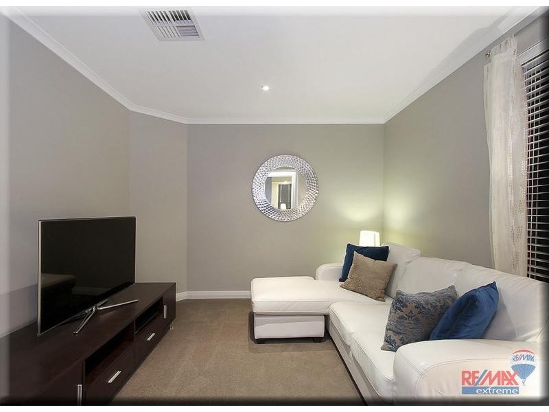 26 Haslingfield Way, Butler WA 6036