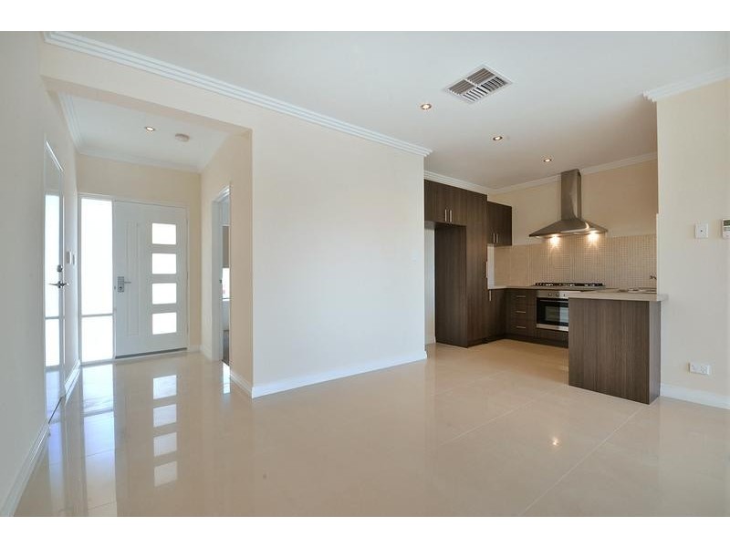 32B Mildmay Street, Balga WA 6061