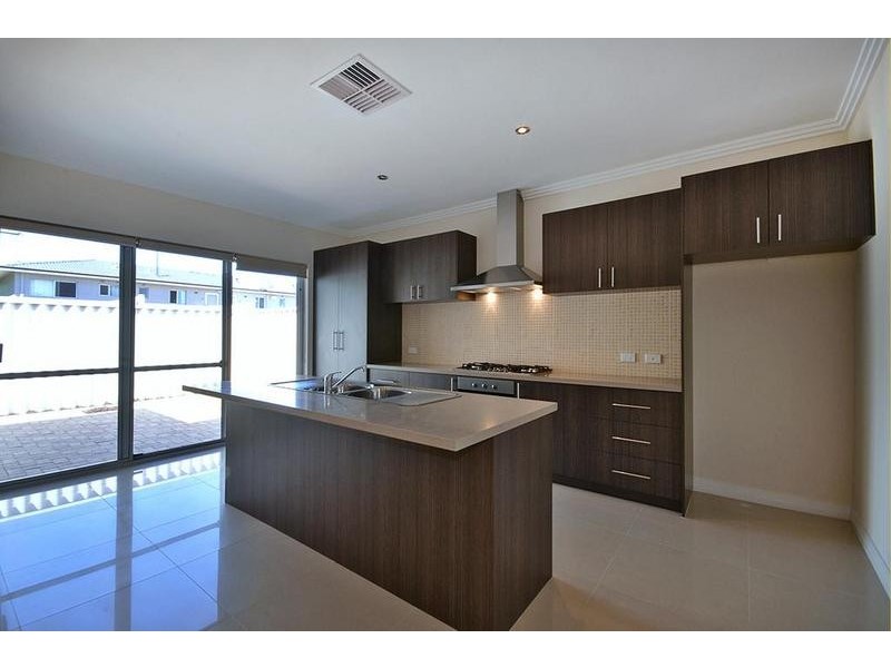 32C Mildmay Street, Balga WA 6061