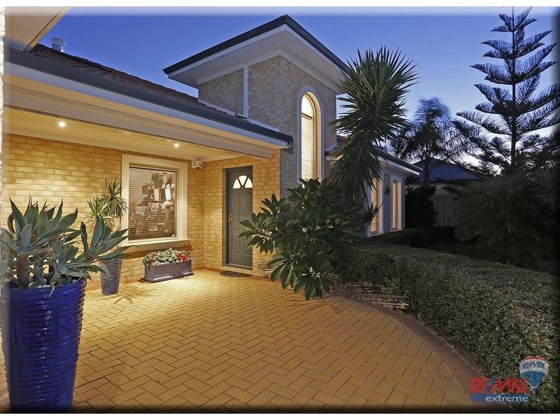 10 Tollesbury Avenue, Butler WA 6036