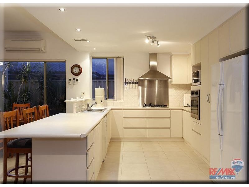 10 Tollesbury Avenue, Butler WA 6036