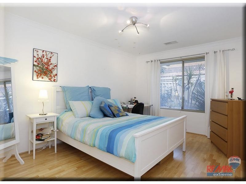 10 Tollesbury Avenue, Butler WA 6036