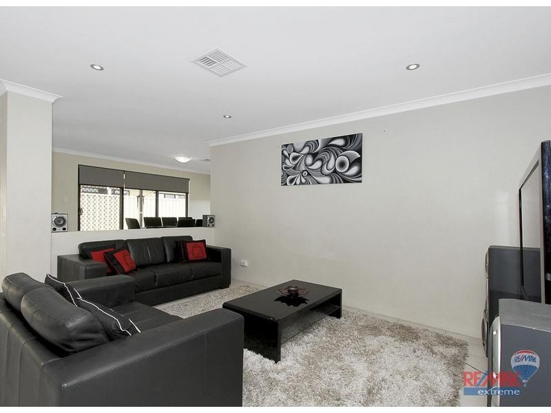 98 Ridgewood Boulevard, Ridgewood WA 6030