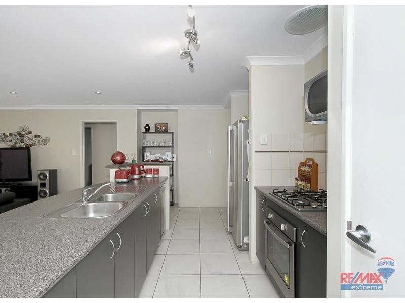 98 Ridgewood Boulevard, Ridgewood WA 6030