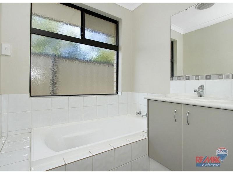 98 Ridgewood Boulevard, Ridgewood WA 6030