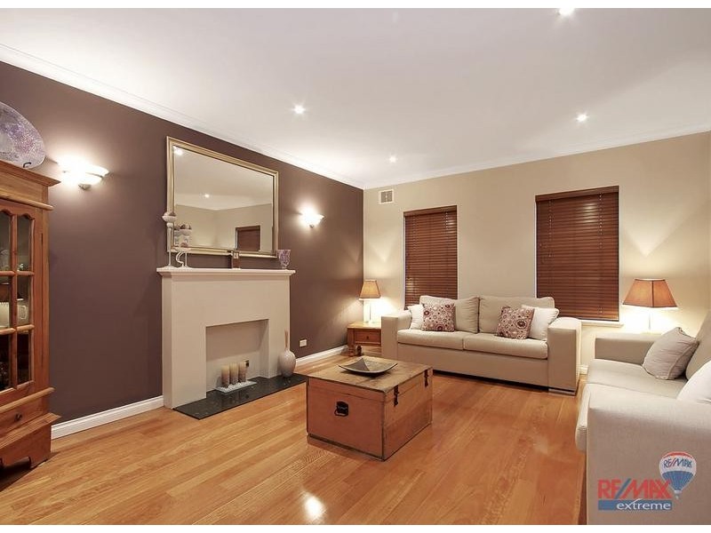 25 Antalya Vista, Iluka WA 6028