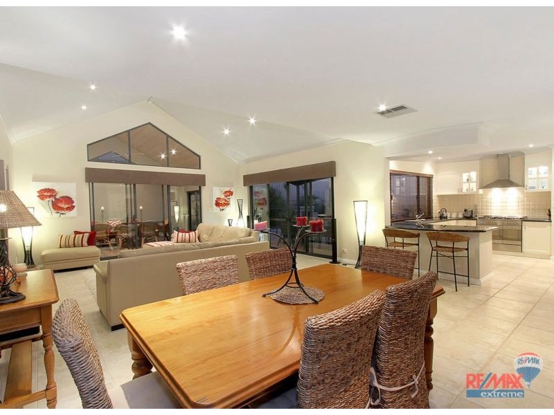 25 Antalya Vista, Iluka WA 6028