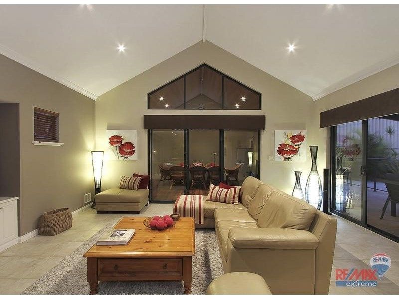 25 Antalya Vista, Iluka WA 6028