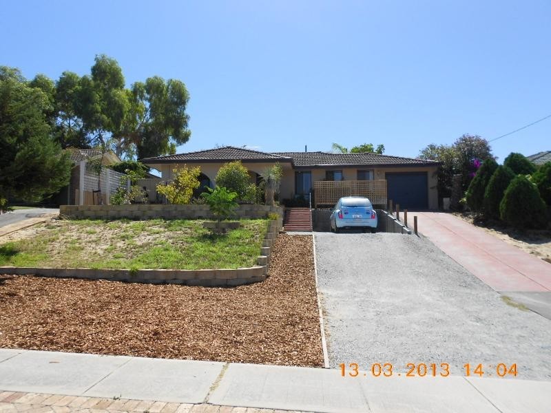 77 Giles Ave, Padbury WA 6025