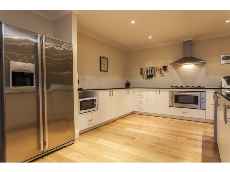 10 Venice Entrance, Iluka WA 6028