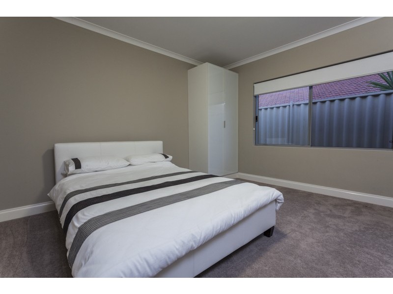 10 Venice Entrance, Iluka WA 6028