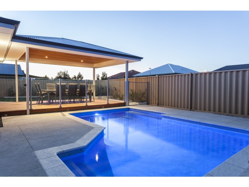 10 Venice Entrance, Iluka WA 6028