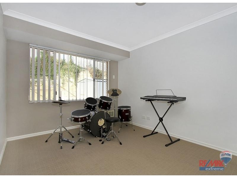 27 Delamere Avenue, Currambine WA 6028