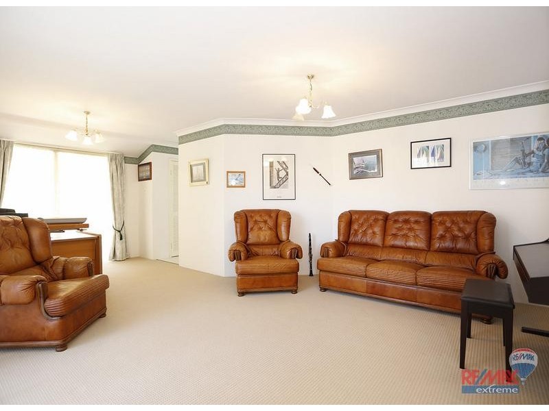 11 Templar Place, Currambine WA 6028