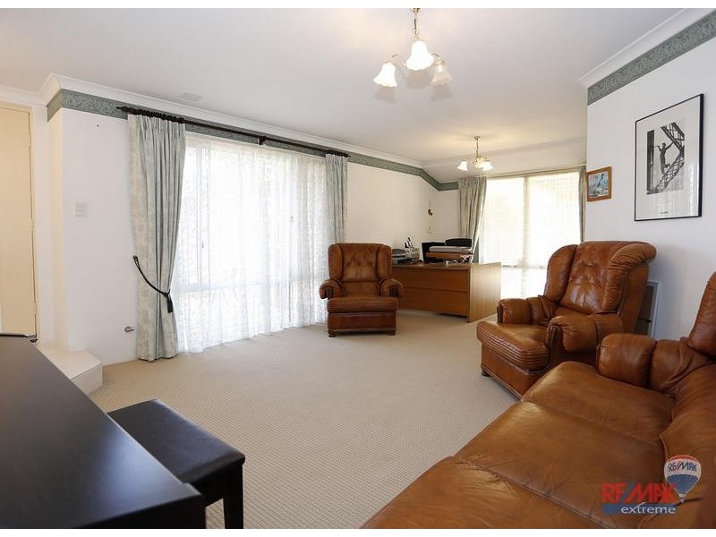 11 Templar Place, Currambine WA 6028
