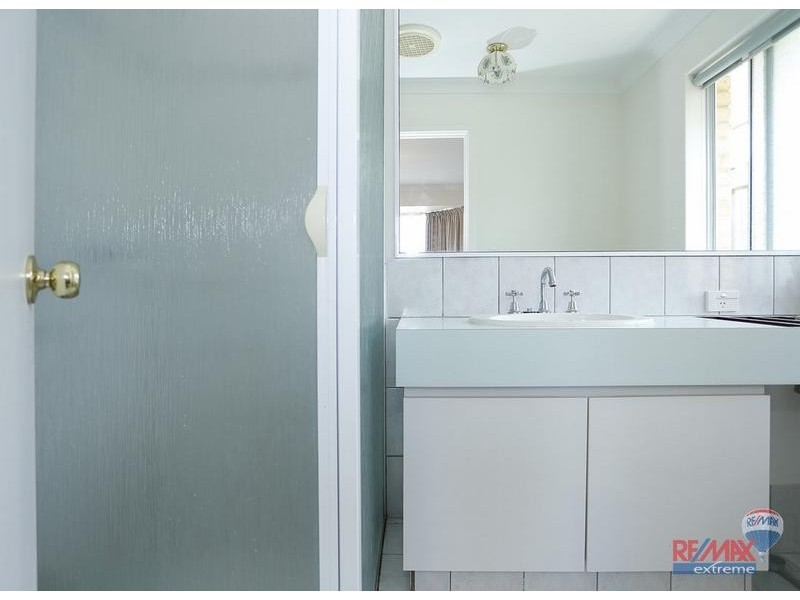 11 Templar Place, Currambine WA 6028