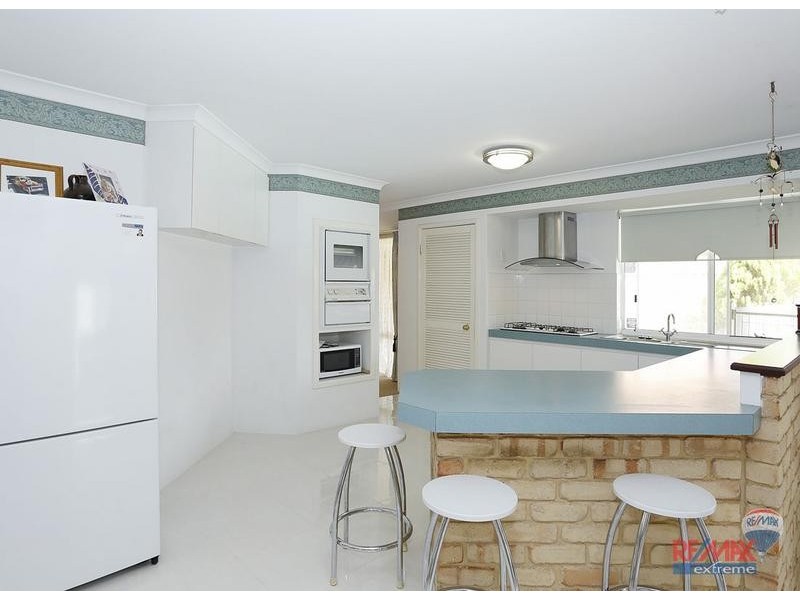 11 Templar Place, Currambine WA 6028