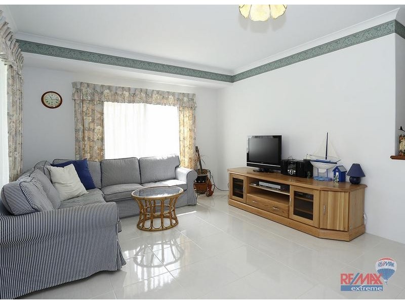 11 Templar Place, Currambine WA 6028