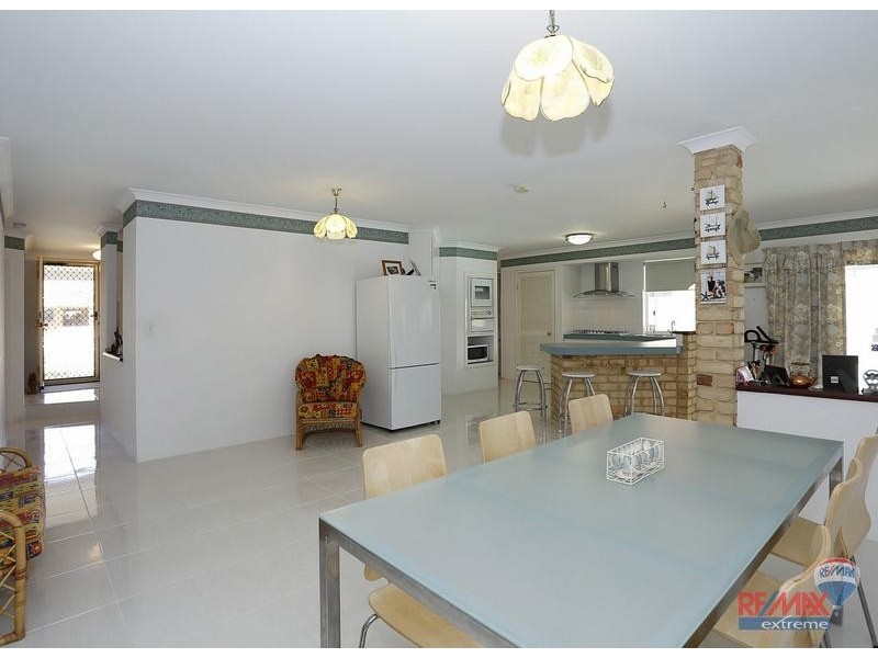 11 Templar Place, Currambine WA 6028