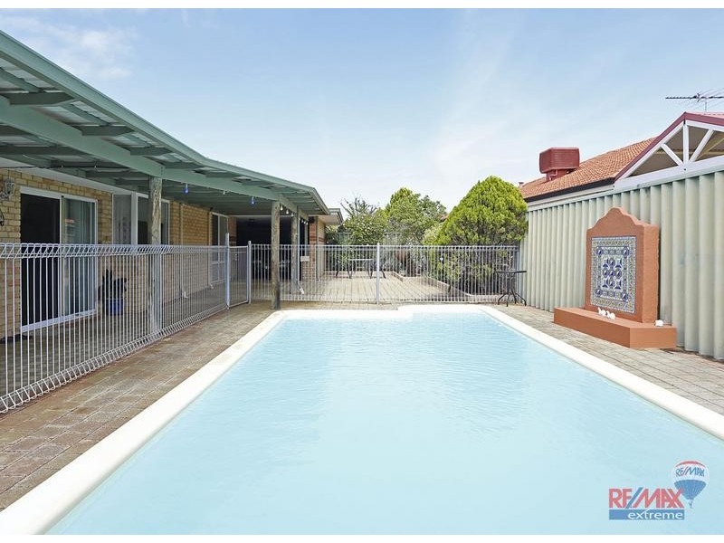 11 Templar Place, Currambine WA 6028