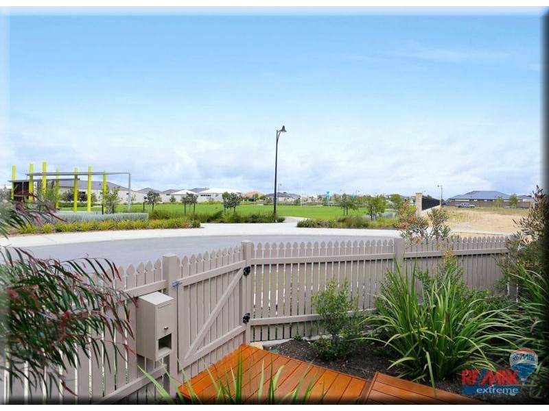 12 Lockerbie Turn, Butler WA 6036
