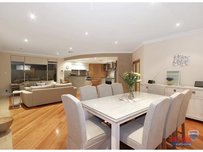 53 Amalfi Drive, Hillarys WA 6025