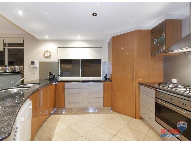 53 Amalfi Drive, Hillarys WA 6025