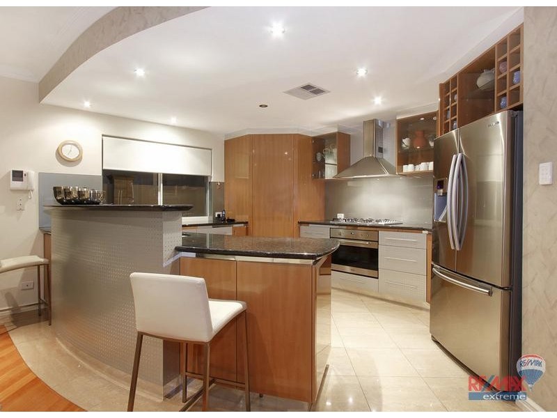 53 Amalfi Drive, Hillarys WA 6025