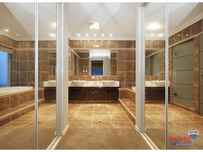 53 Amalfi Drive, Hillarys WA 6025