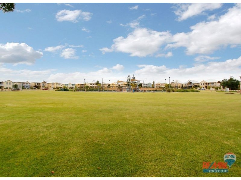 53 Amalfi Drive, Hillarys WA 6025