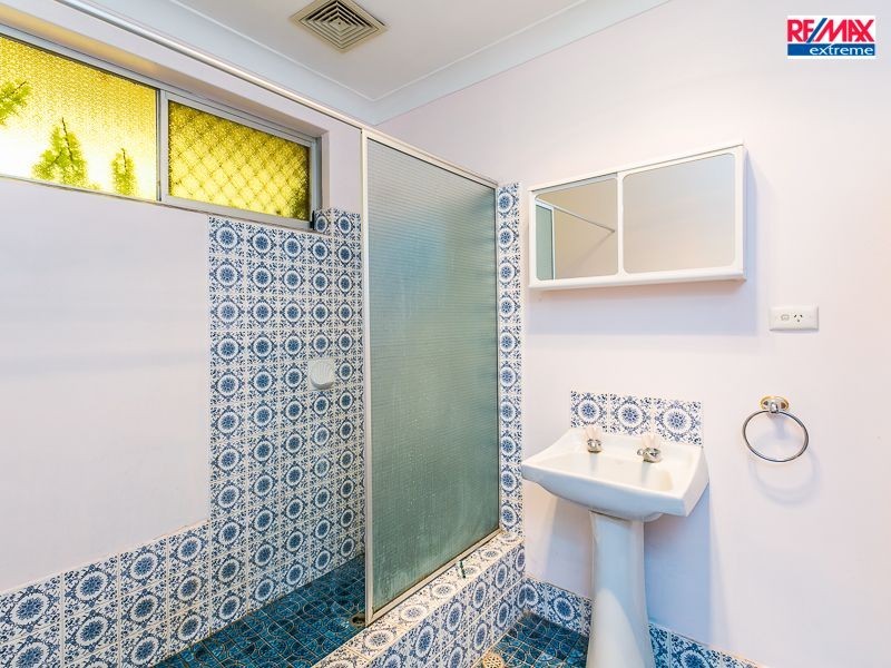 23 Squire Avenue, Heathridge WA 6027