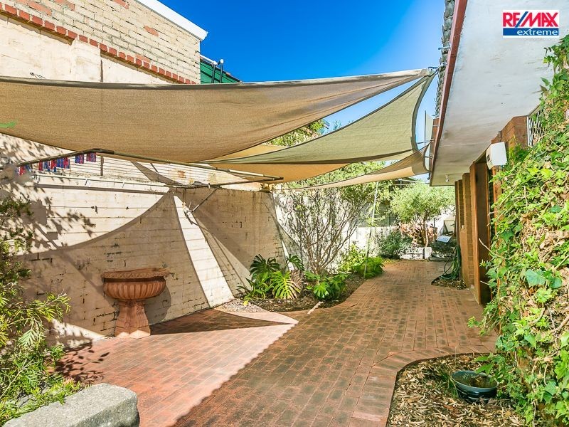 23 Squire Avenue, Heathridge WA 6027