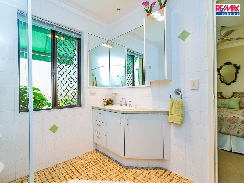 20 Twickenham Drive*, Kingsley WA 6026