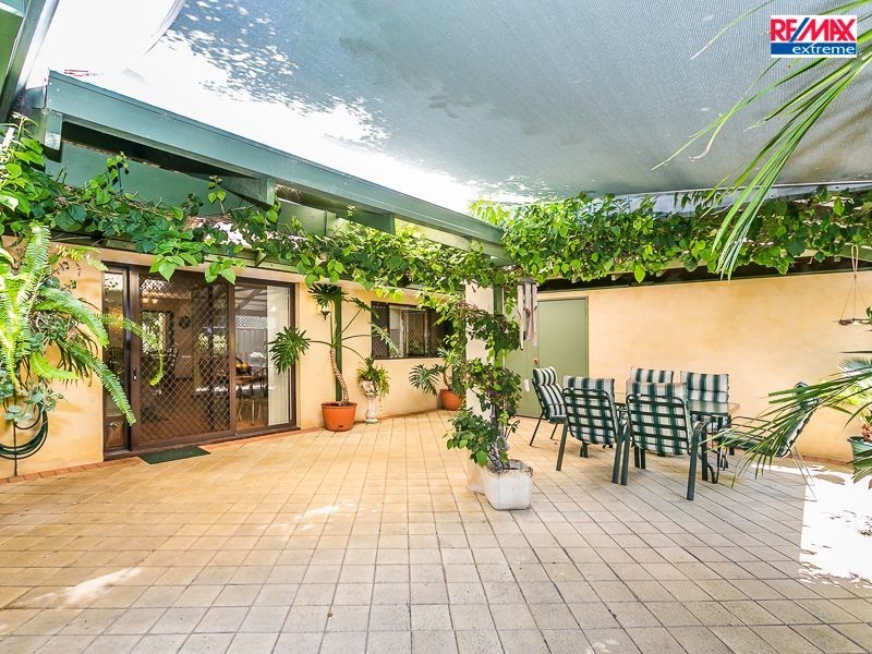 20 Twickenham Drive*, Kingsley WA 6026