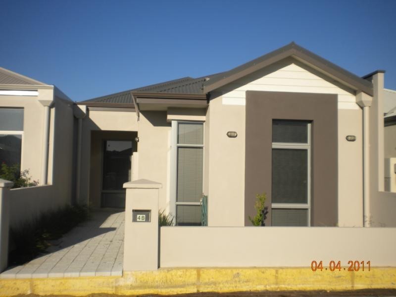 4B Bollach Green, Butler WA 6036