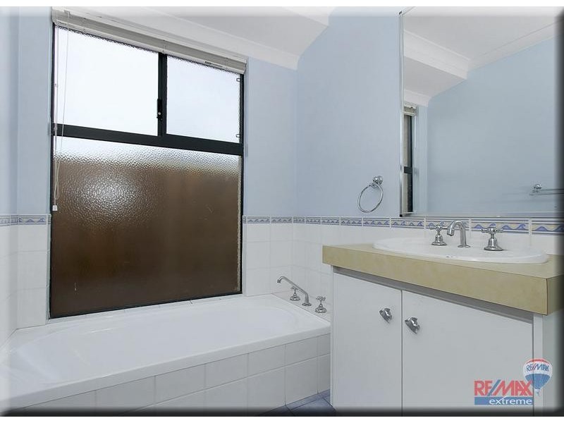 28 St Anthony Avenue, Quinns Rocks WA 6030